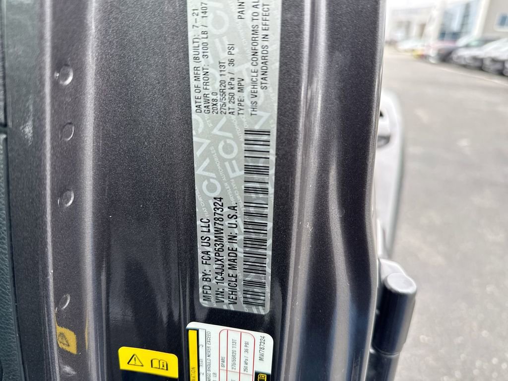 Used 2021 Jeep Wrangler Unlimited Sahara image 28