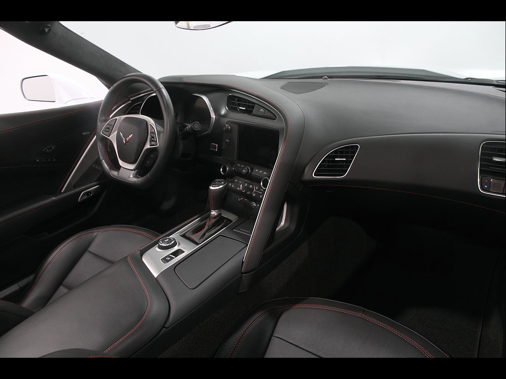 Used 2016 Chevrolet Corvette Stingray Convertible w/ 3LT Preferred Equipment Group RWD image 21