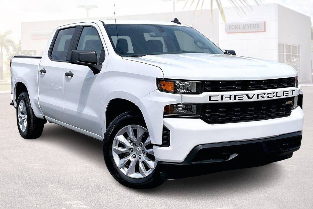 Used 2021 Chevrolet Silverado 1500 Custom image 1