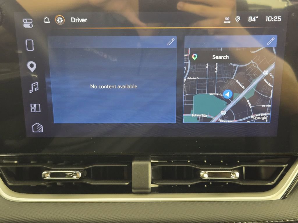 New 2026 Chevrolet Equinox LT w/ Convenience Package II FWD image 17