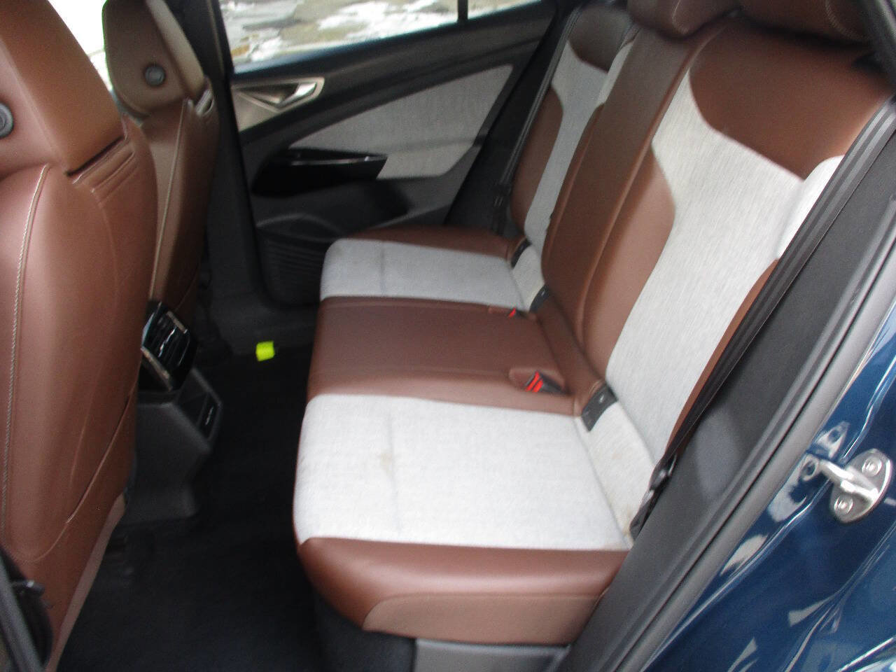 Used 2023 Volkswagen ID.4 Pro image 63