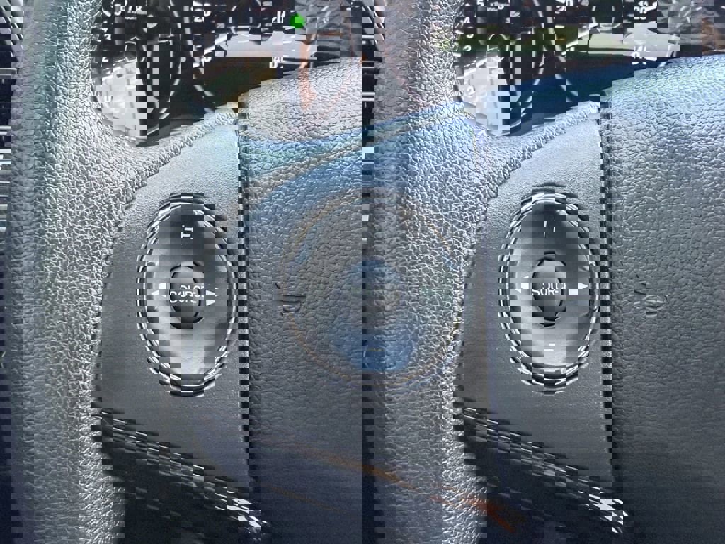 Used 2022 Honda HR-V LX image 29