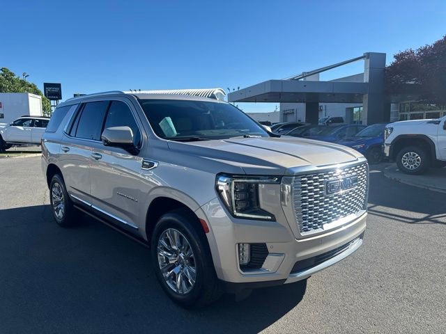 Used 2021 GMC Yukon Denali AWD/4WD image 4