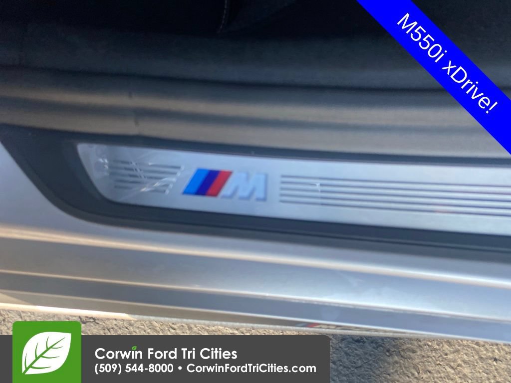 Used 2018 BMW M550i xDrive AWD/4WD image 13