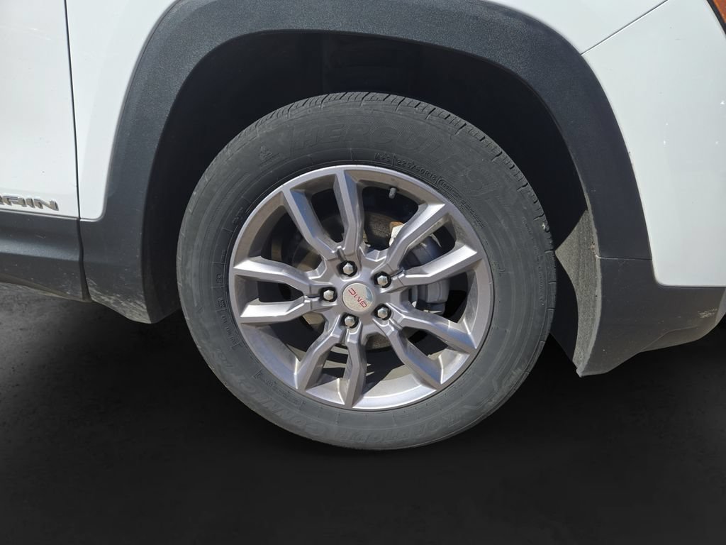Used 2024 GMC Terrain SLT AWD/4WD image 13