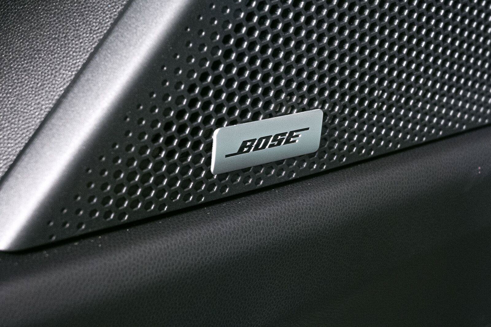 New 2026 Porsche Cayenne Electric AWD/4WD image 7