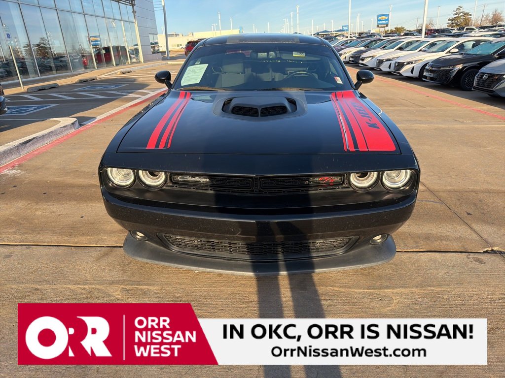 Used 2016 Dodge Challenger R/T image 8