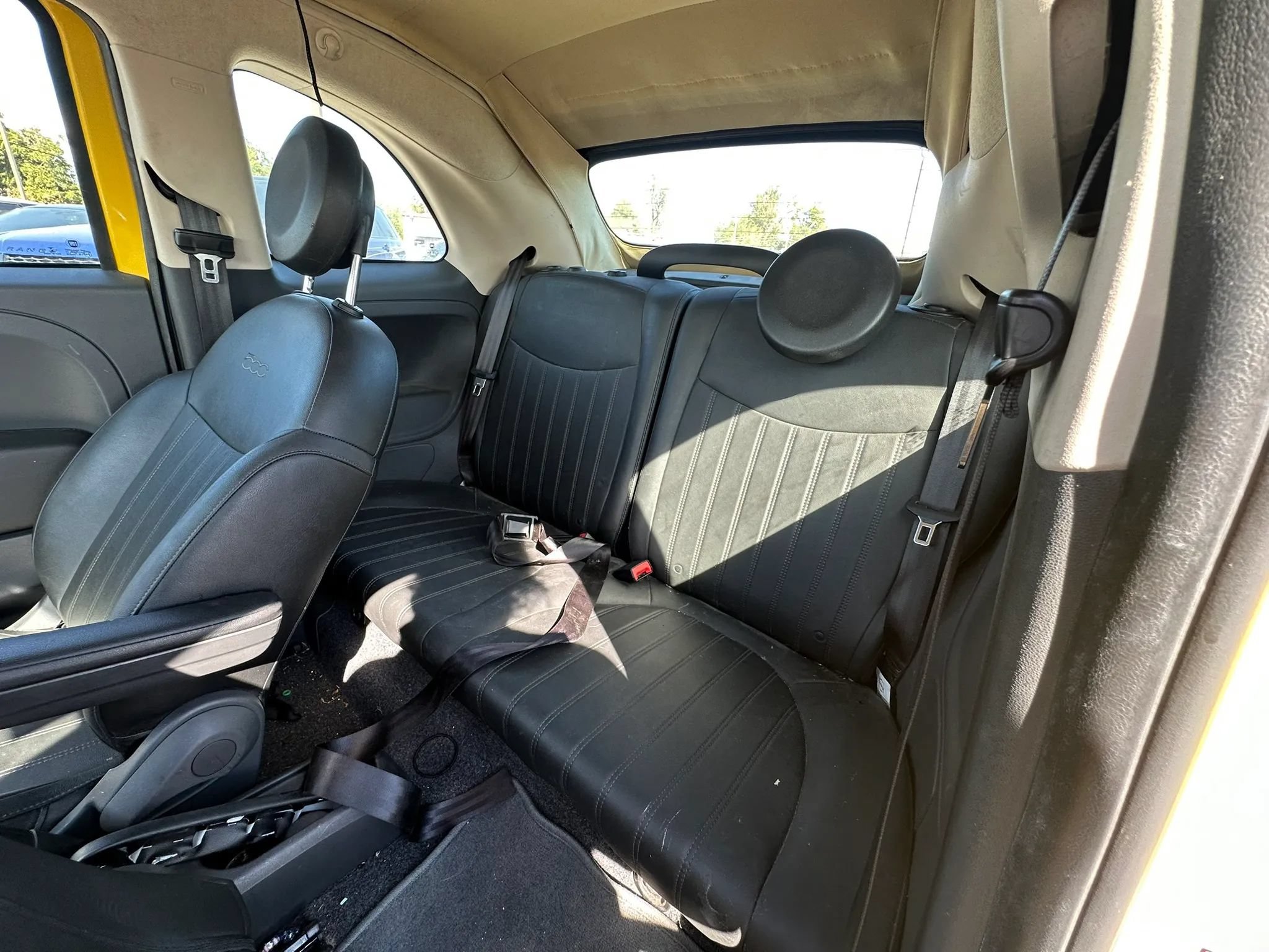 Used 2017 FIAT 500 Lounge FWD image 26
