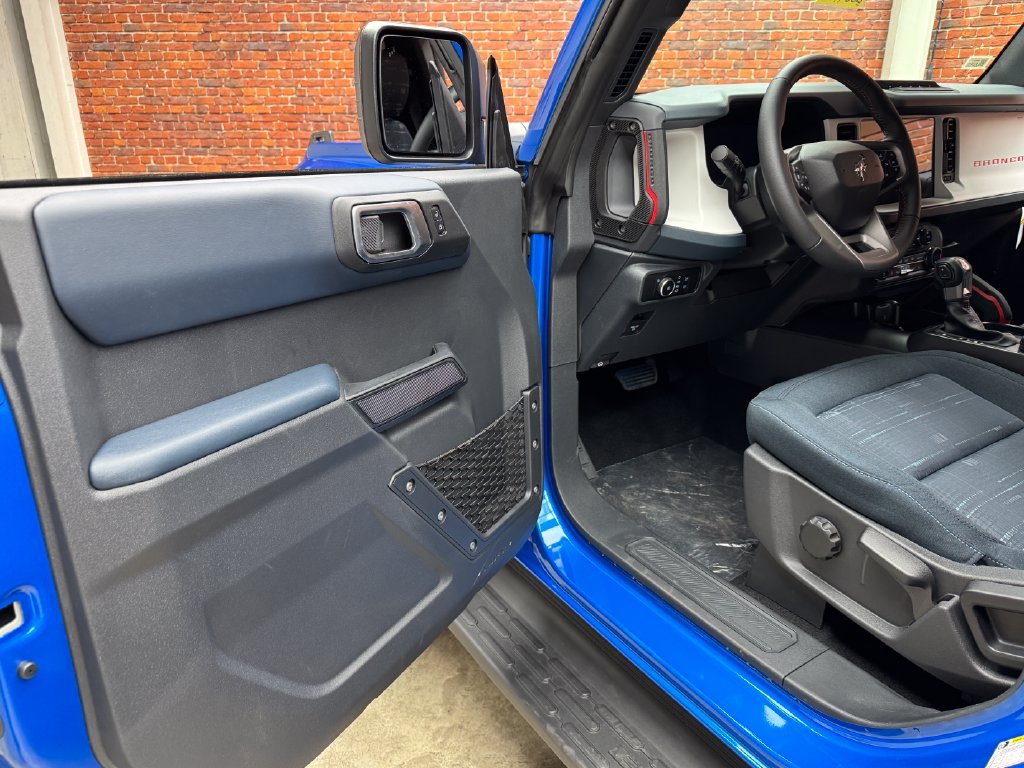 New 2026 Ford Bronco Heritage Edition AWD/4WD image 8