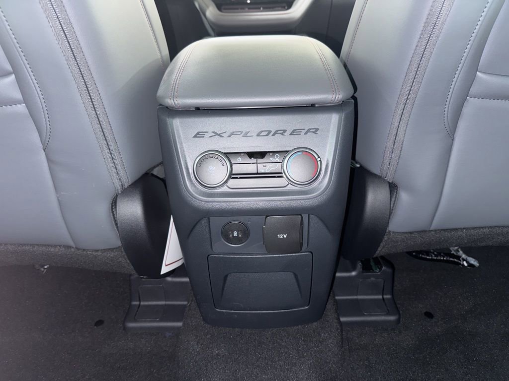 New 2026 Ford Explorer Active w/ Active Comfort Package image 31