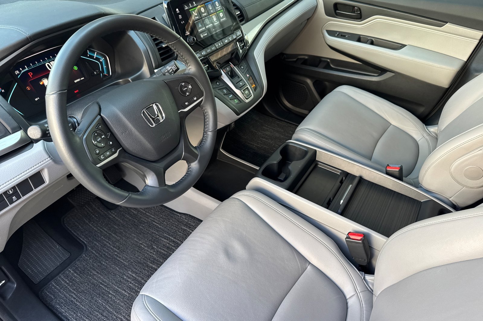 Used 2023 Honda Odyssey EX-L image 7