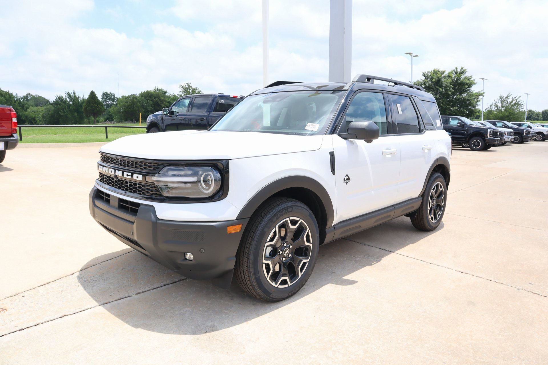 New 2025 Ford Bronco Sport Outer Banks w/ Outer Banks Tech Package+ image 10