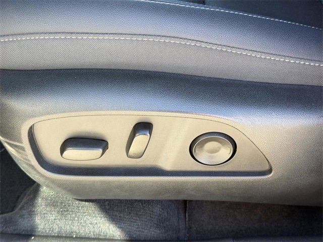 Certified 2025 Chevrolet Equinox LT w/ Convenience Package II image 13