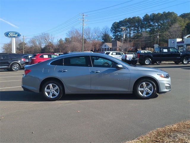 Used 2024 Chevrolet Malibu LS image 14