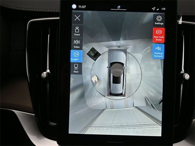 New 2026 Volvo XC90 B6 Plus w/ Protection Package Premier image 19