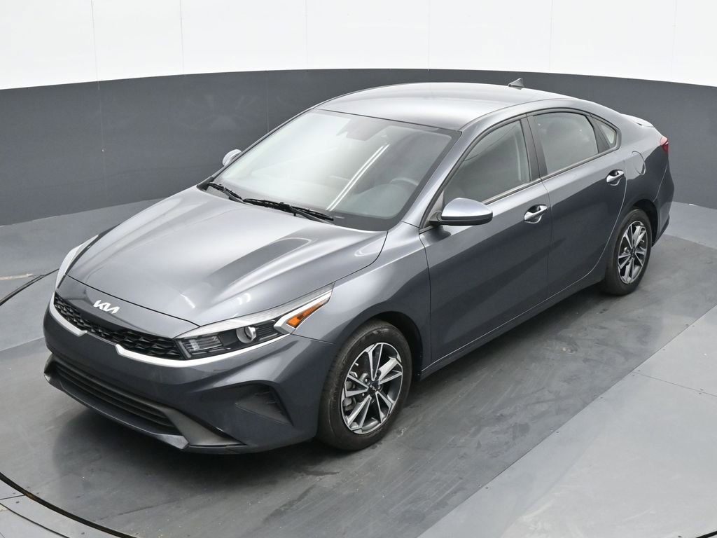 Used 2024 Kia Forte LXS image 16