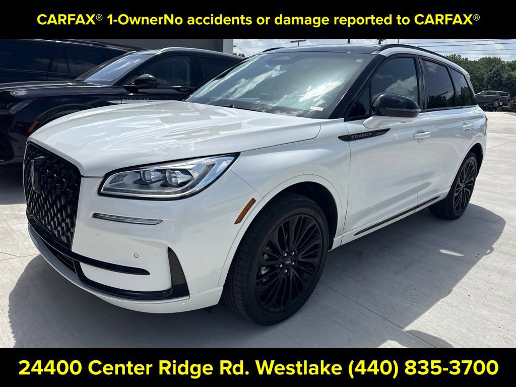 Used 2023 Lincoln Corsair Reserve w/ Equipment Group 201A AWD/4WD image 2