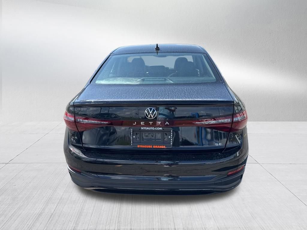 New 2026 Volkswagen Jetta SE FWD image 4
