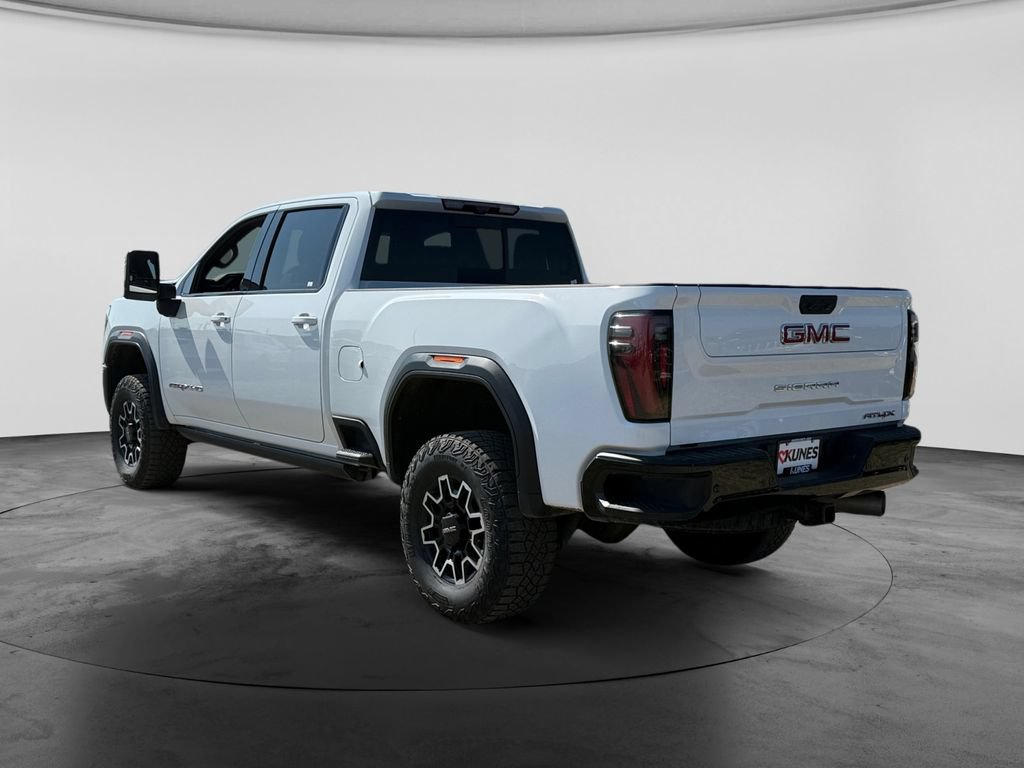Used 2024 GMC Sierra 2500 AT4X AWD/4WD image 8