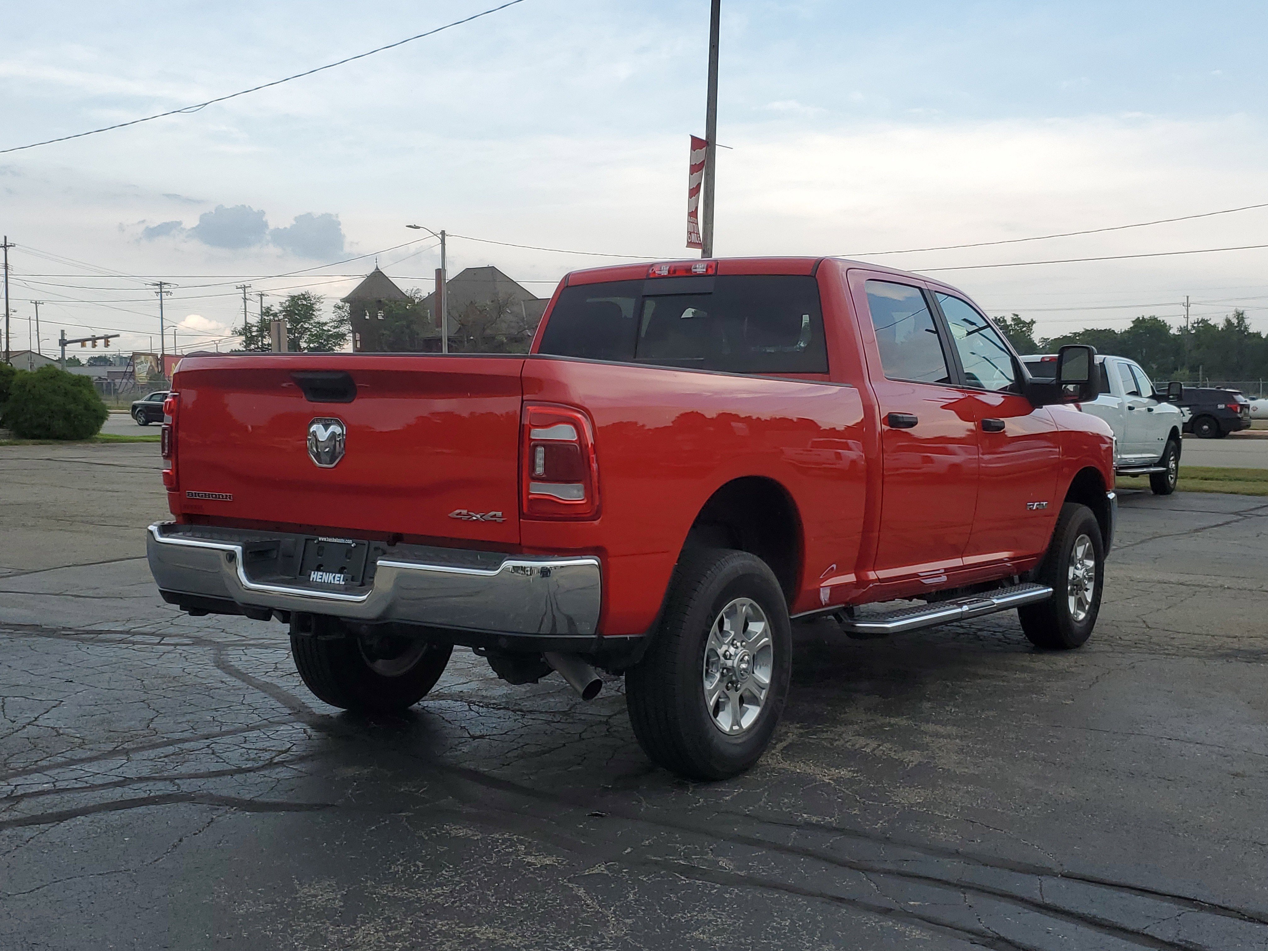 Used 2024 RAM 2500 Big Horn w/ Safety Group image 4