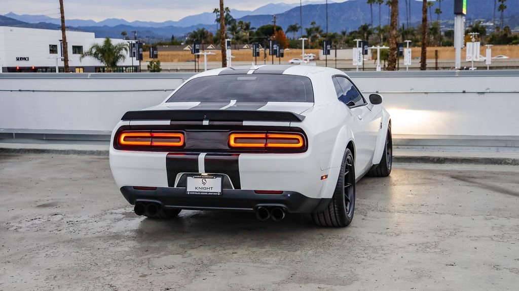 Used 2023 Dodge Challenger SRT Hellcat image 9