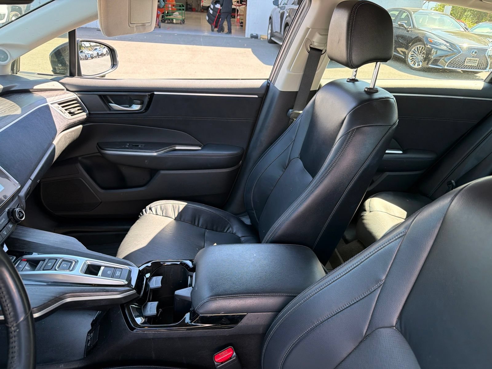 Used 2018 Honda Clarity Touring image 6