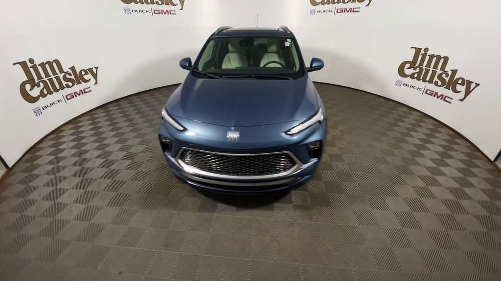 Certified 2024 Buick Encore GX Avenir w/ Avenir Technology Package AWD/4WD image 3