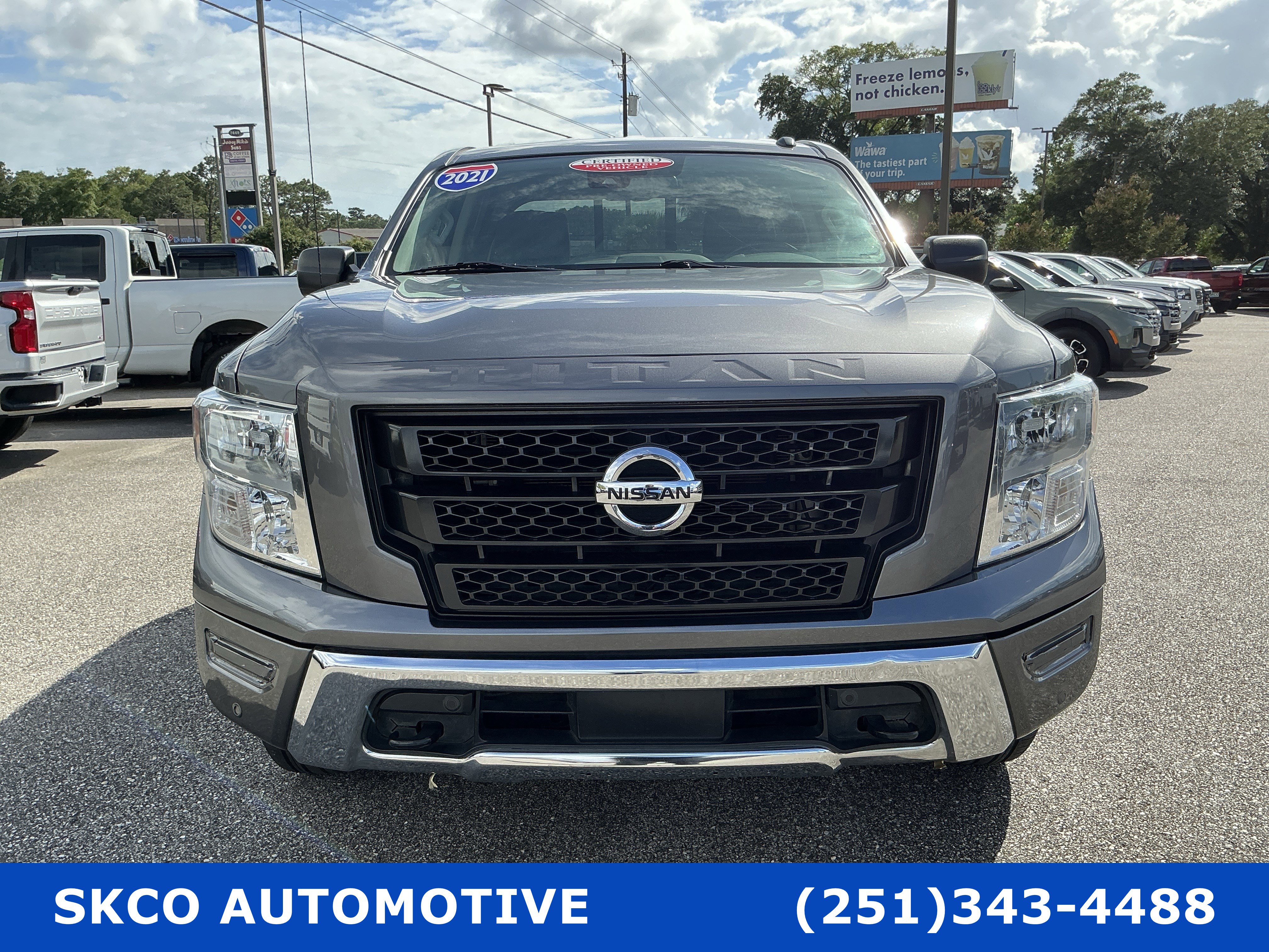 Used 2021 Nissan Titan SV w/ SV Convenience Package AWD/4WD image 8