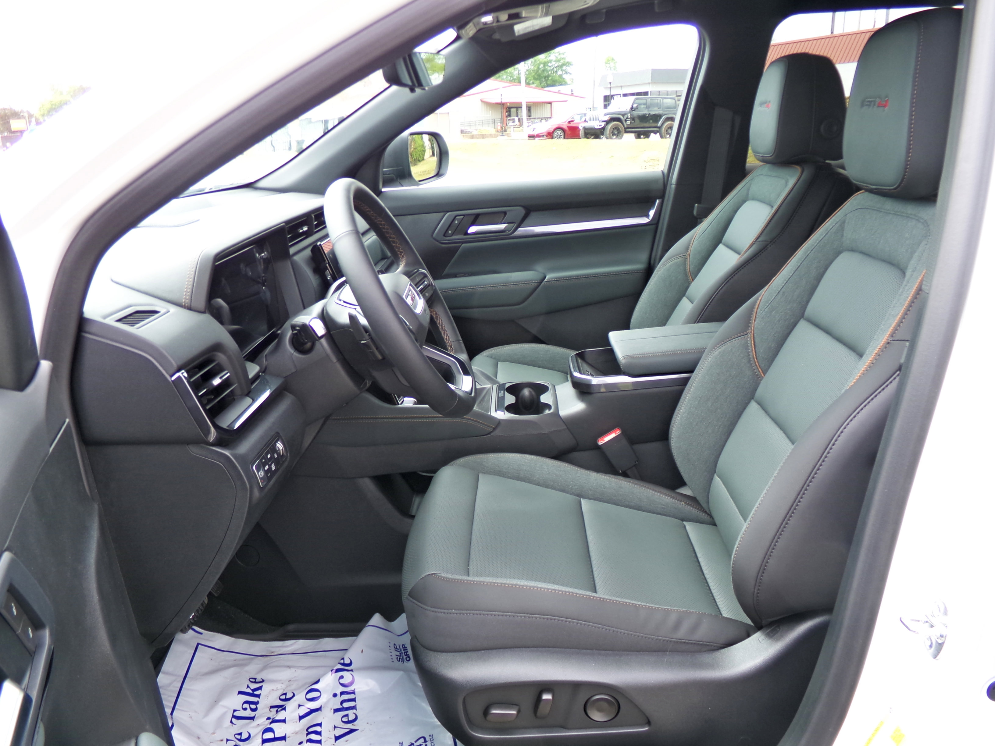 New 2026 GMC Terrain AT4 image 12