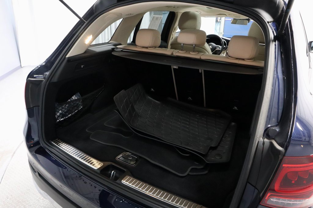 Used 2022 Mercedes-Benz GLC 300 4MATIC image 15