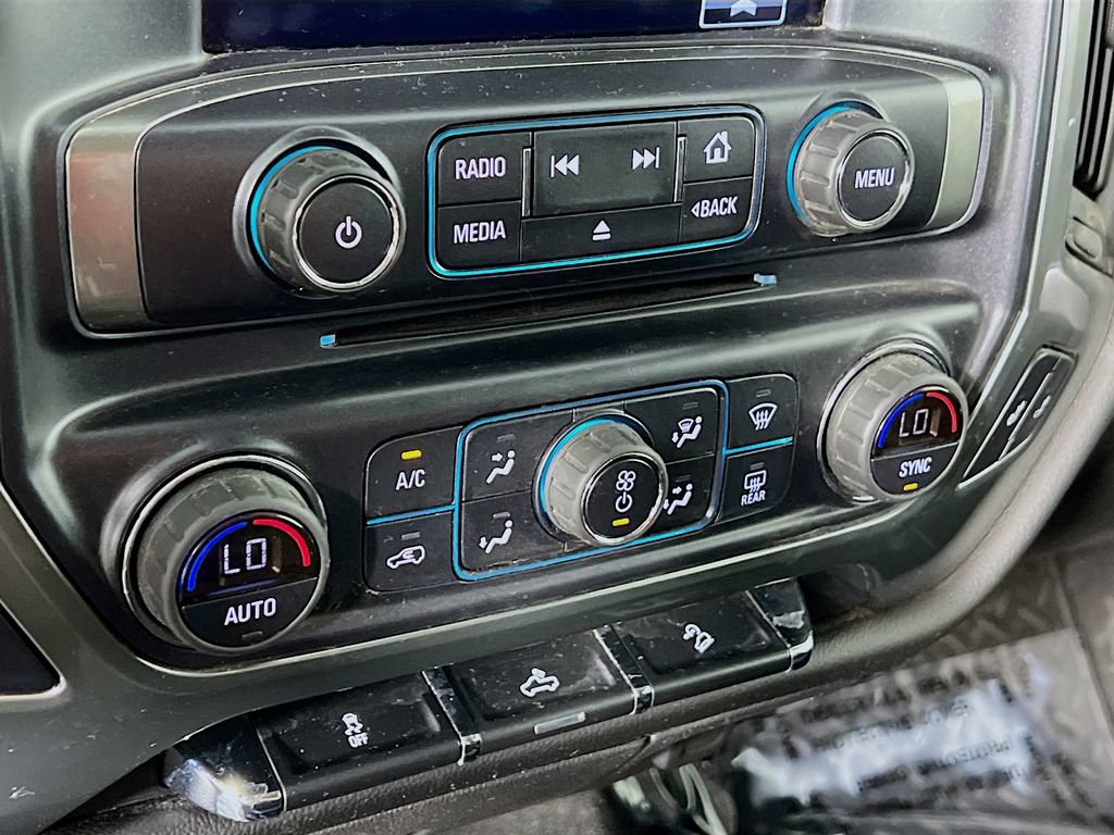 Certified 2018 Chevrolet Silverado 1500 LT w/ All Star Edition AWD/4WD image 15