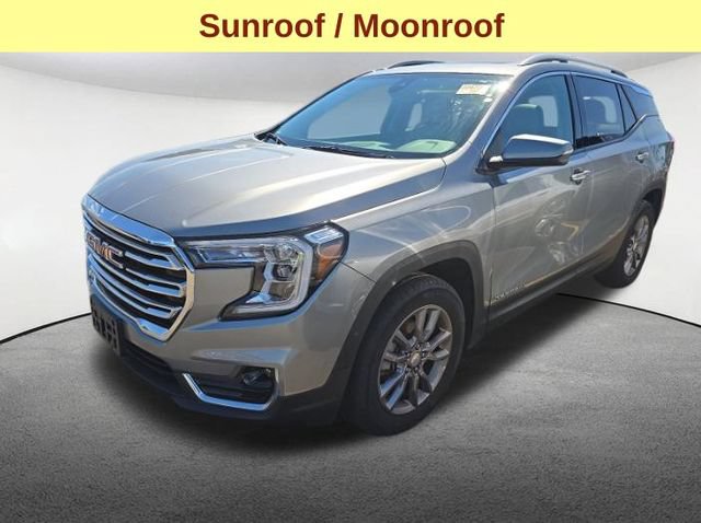 Used 2023 GMC Terrain SLT w/ Infotainment Package II AWD/4WD image 5