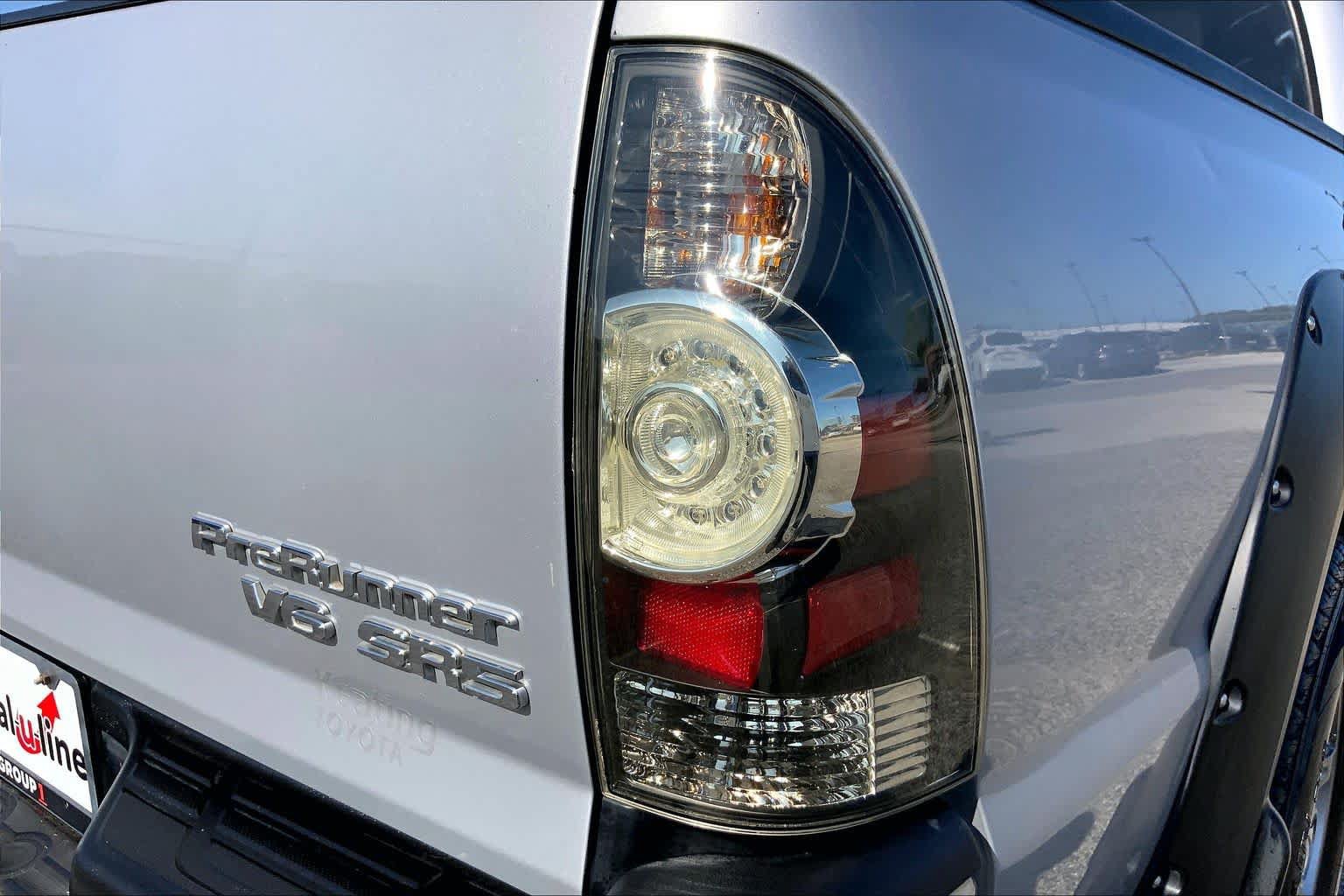 Used 2013 Toyota Tacoma PreRunner w/ SR5 Pkg RWD image 9
