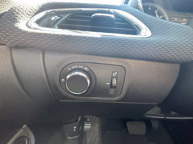 Used 2019 Chevrolet Cruze LT FWD image 34