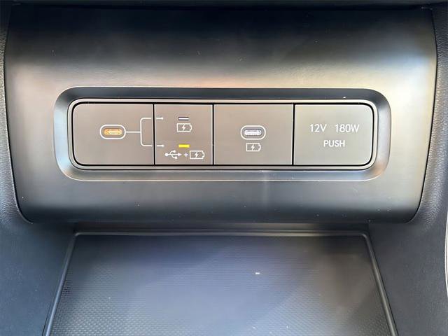 New 2026 Hyundai Tucson Limited image 16