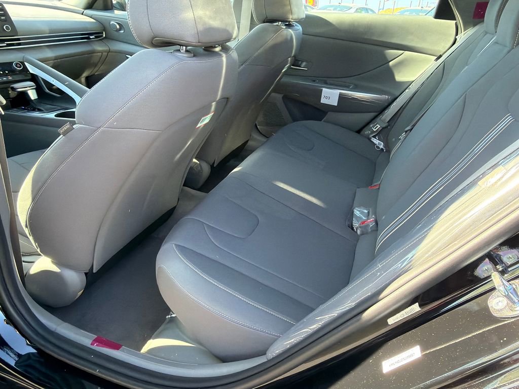 New 2026 Hyundai Elantra Blue image 20