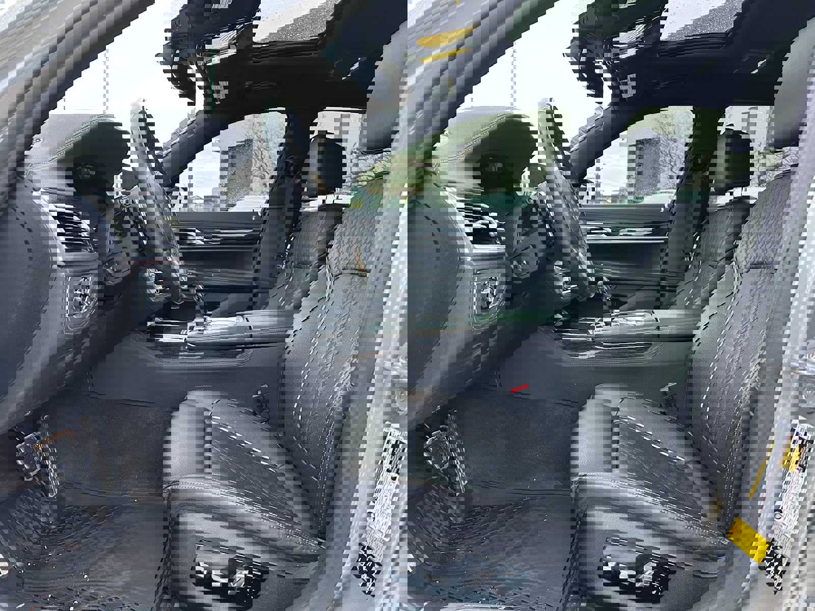 Used 2020 BMW 750i xDrive w/ M Sport Package image 20