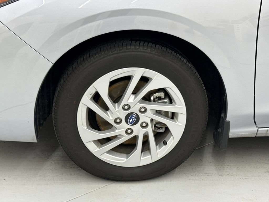 Certified 2025 Subaru Impreza 2.0i image 10