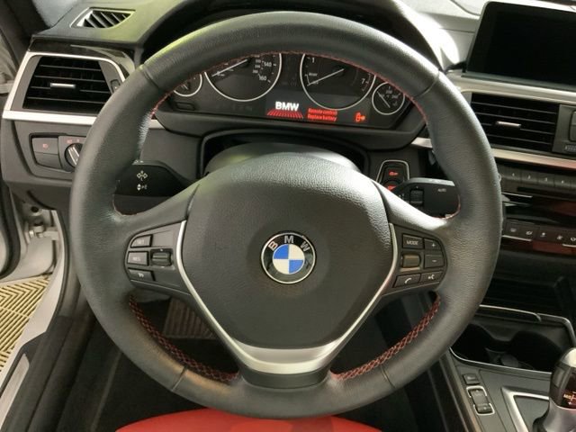 Used 2018 BMW 330i xDrive Sedan image 17