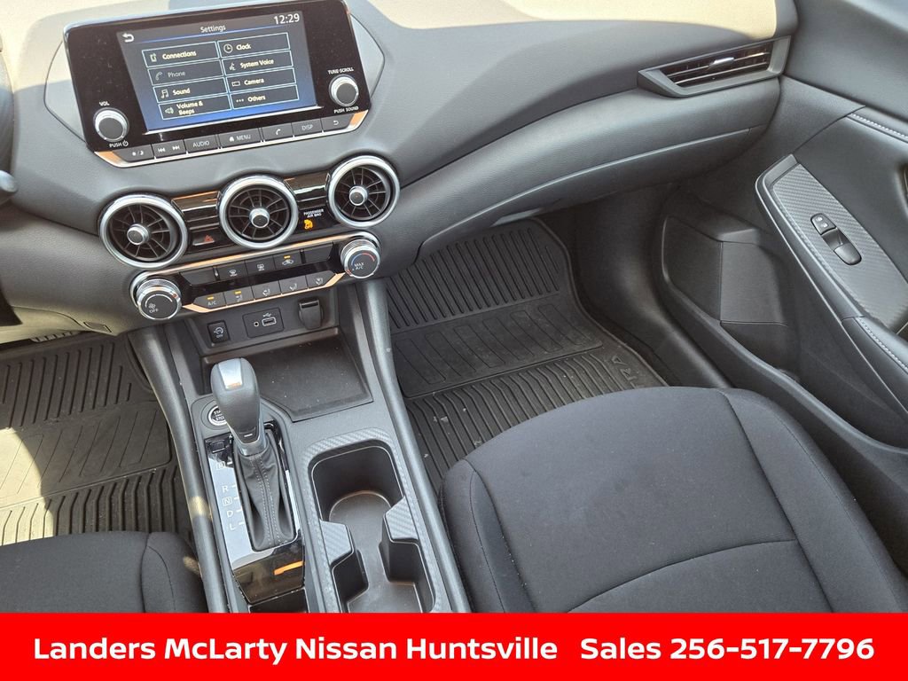 Used 2025 Nissan Sentra S image 16