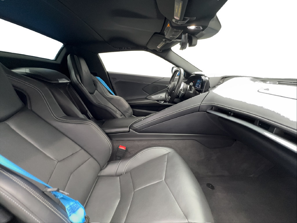 Used 2023 Chevrolet Corvette Stingray Convertible w/ Z51 Performance Package RWD image 32