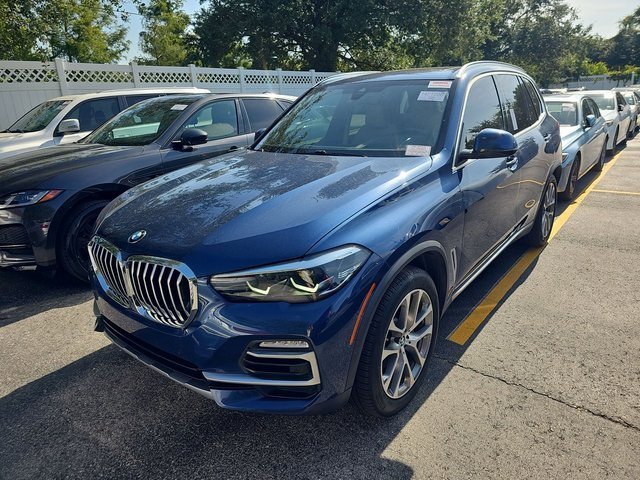 Used 2019 BMW X5 xDrive40i w/ Premium Package 2