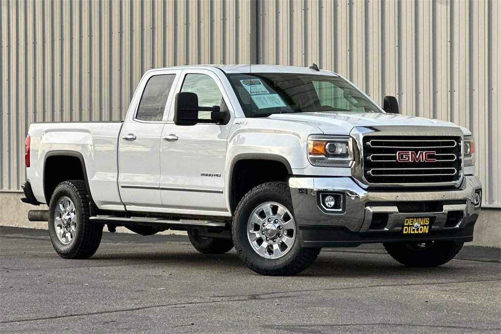 Used 2015 GMC Sierra 2500 SLT w/ Driver Alert Package image 2