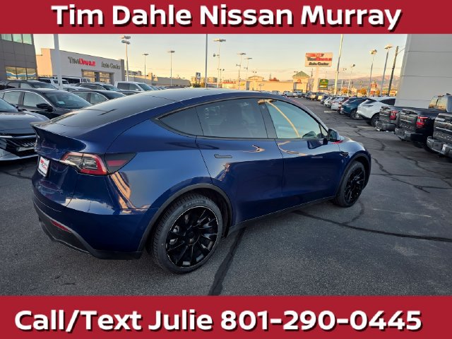 Used 2022 Tesla Model Y Long Range AWD/4WD image 12