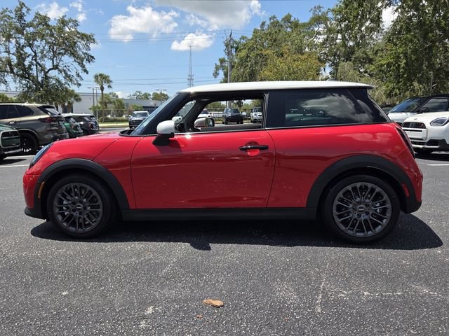 New 2026 MINI Cooper 2-Door Hardtop FWD image 4
