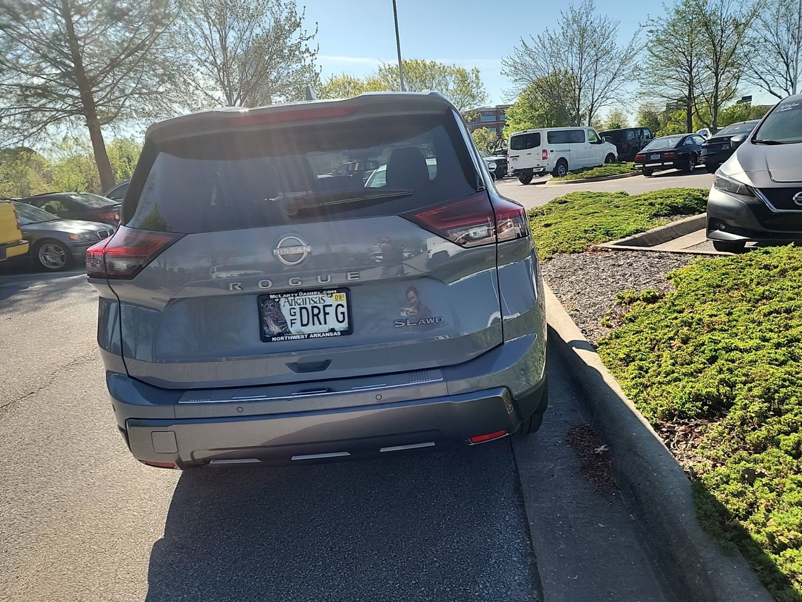 Used 2024 Nissan Rogue SL image 6