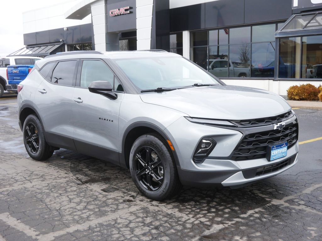 Used 2023 Chevrolet Blazer LT w/ Convenience Package image 2