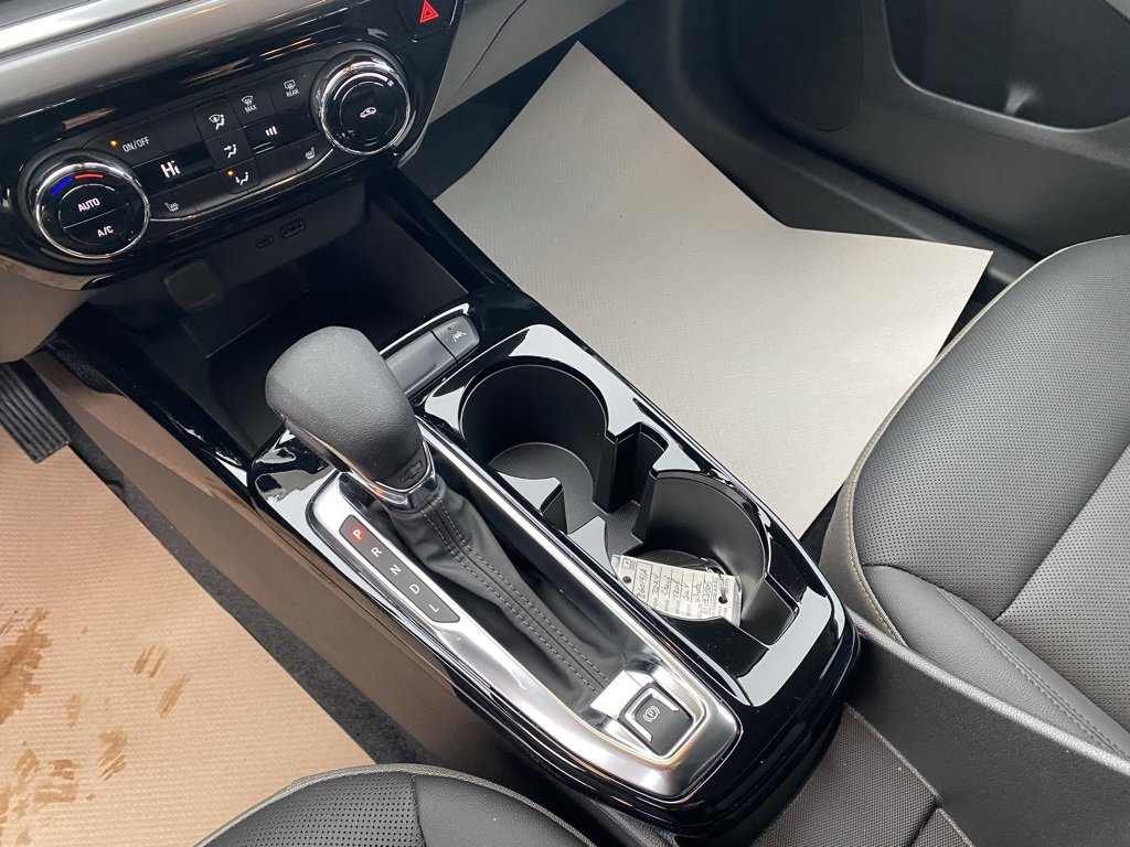 Used 2024 Chevrolet Trax ACTIV w/ Driver Confidence Package image 18