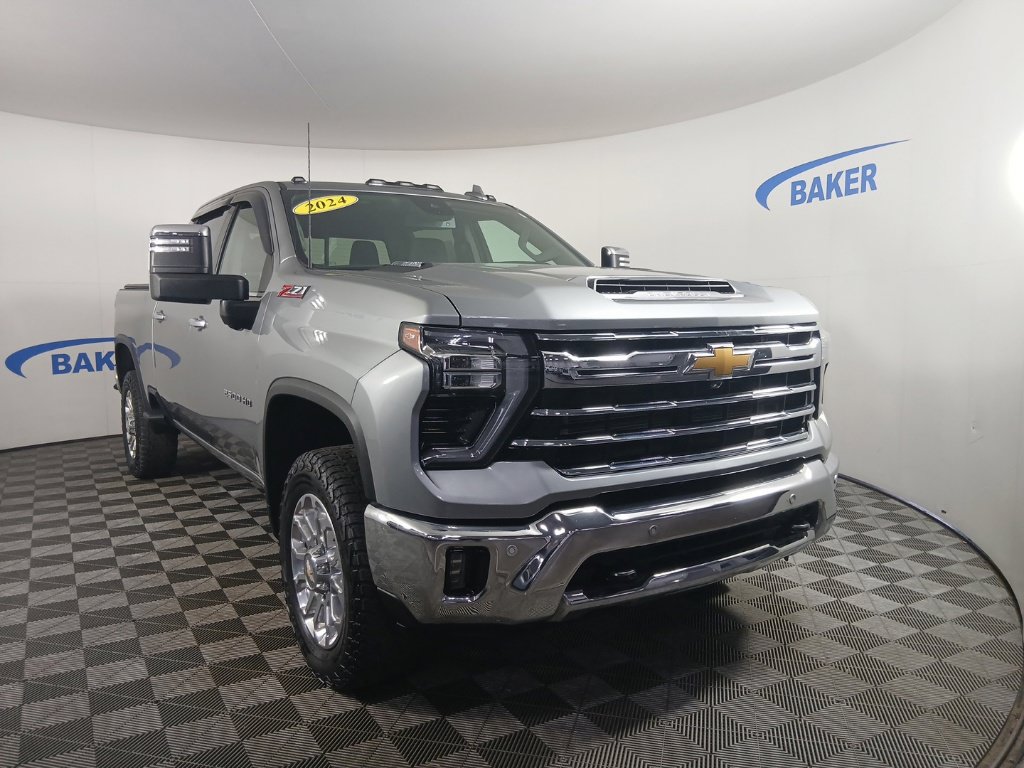 Certified 2024 Chevrolet Silverado 2500 LTZ w/ LTZ Plus Package AWD/4WD image 8