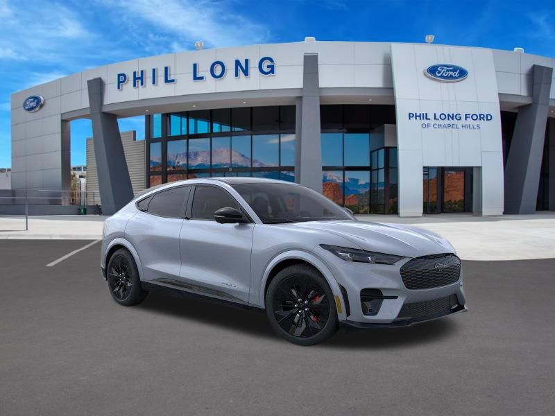 New 2026 Ford Mustang Mach-E GT AWD/4WD image 8